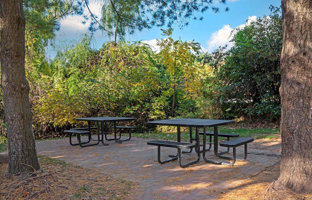 Extended Stay America Frederick - Westview Drive 42/53