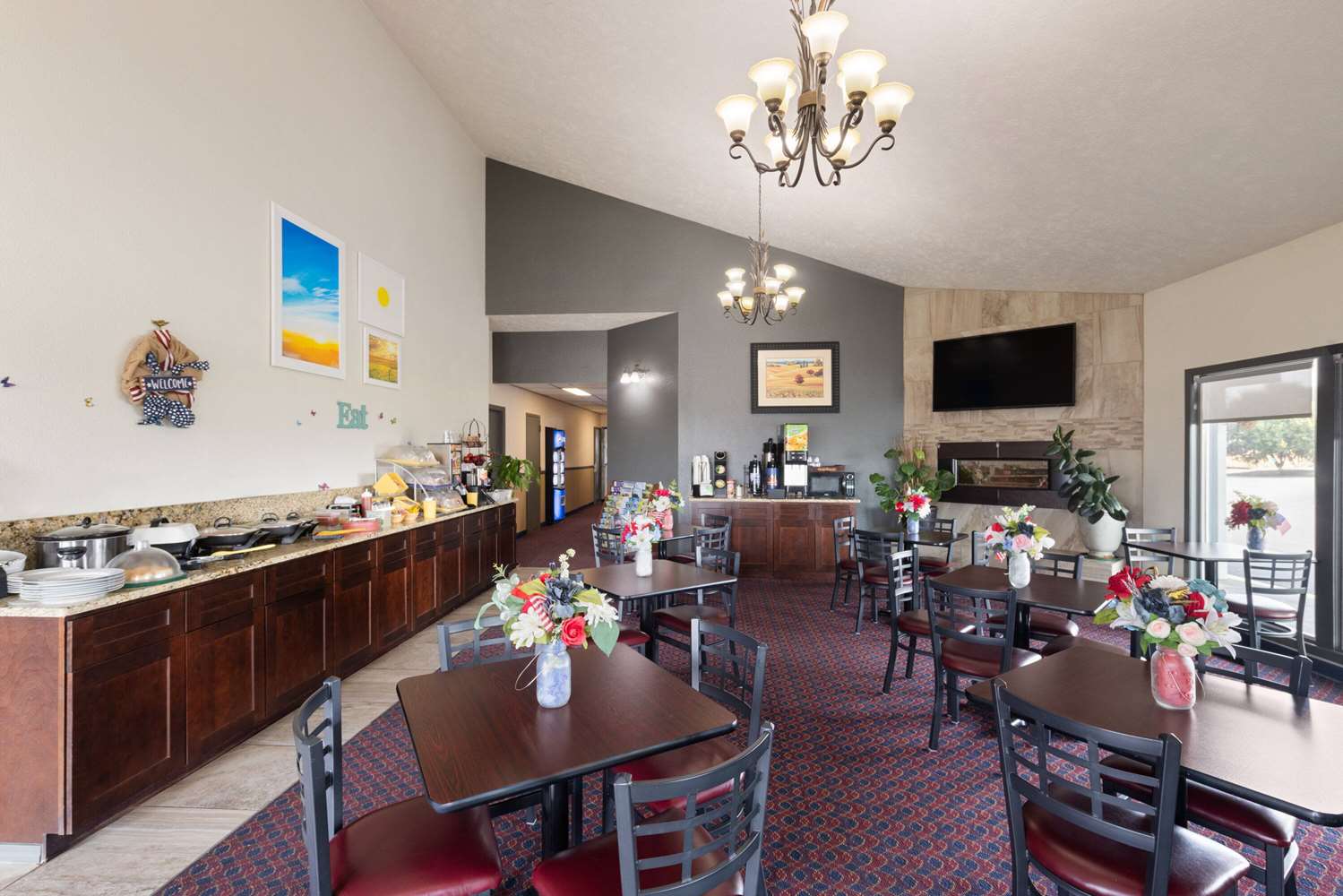 restaurant cafeteria