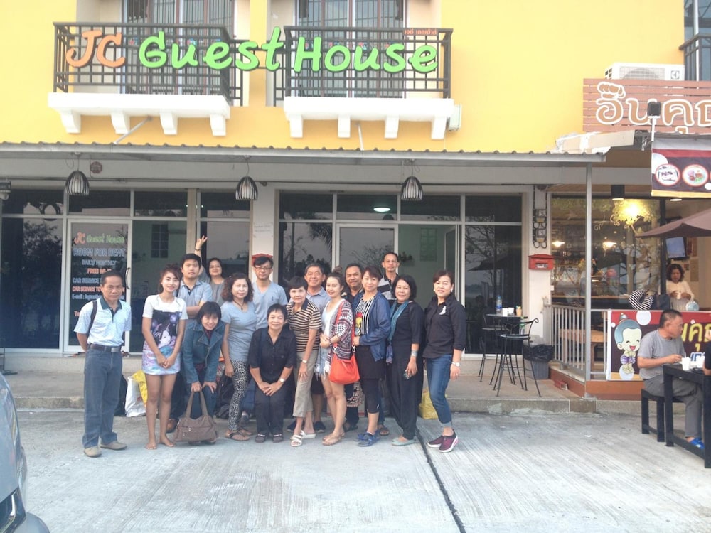 Jc Guesthouse 6/41