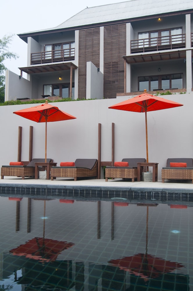 Yoma Hotel 2/69
