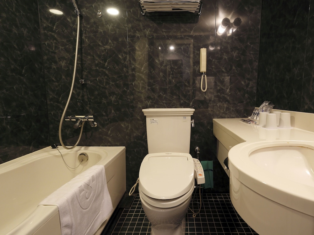 Hotel Monterey La Soeur Osaka 25/37