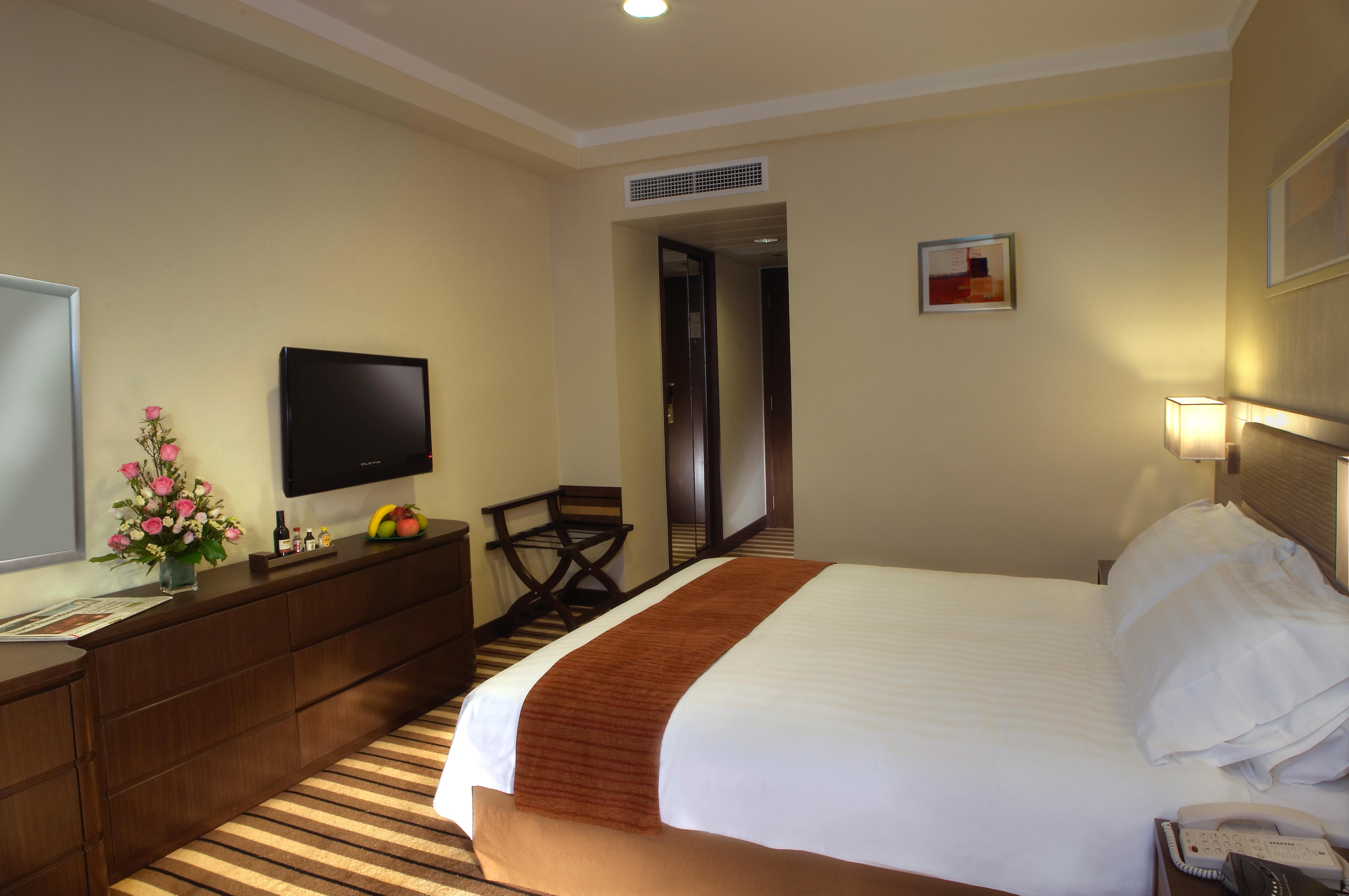 Standard, Double or Twin Bed