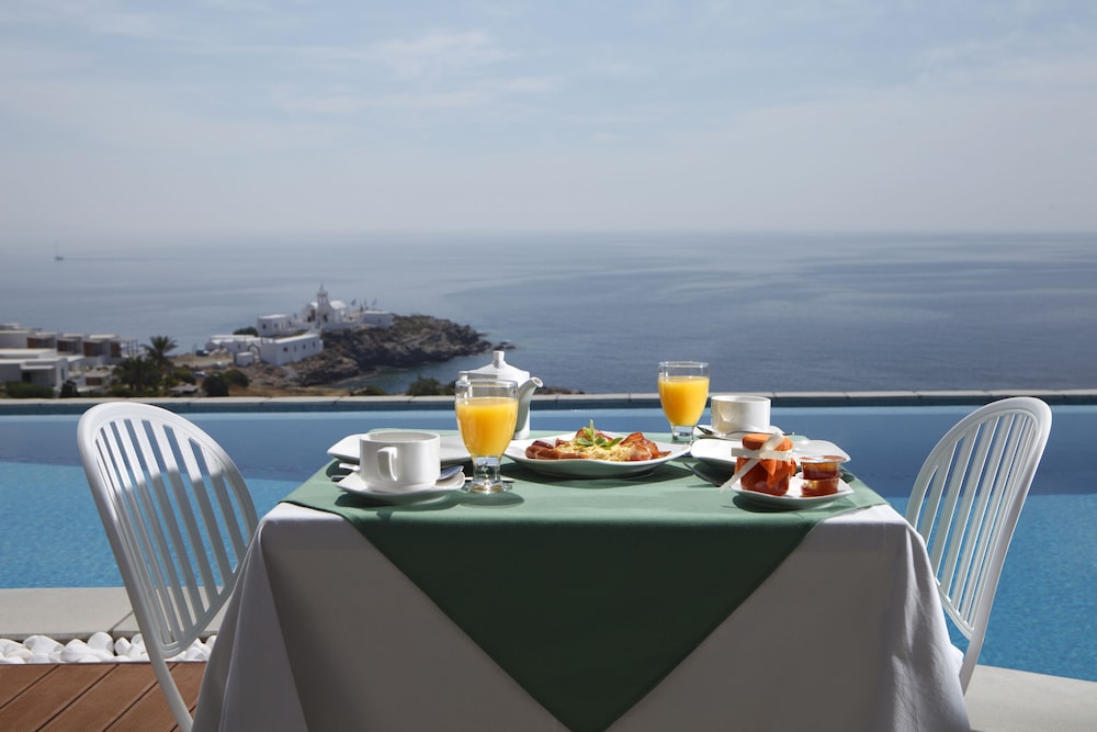 Selana Suites 36/50