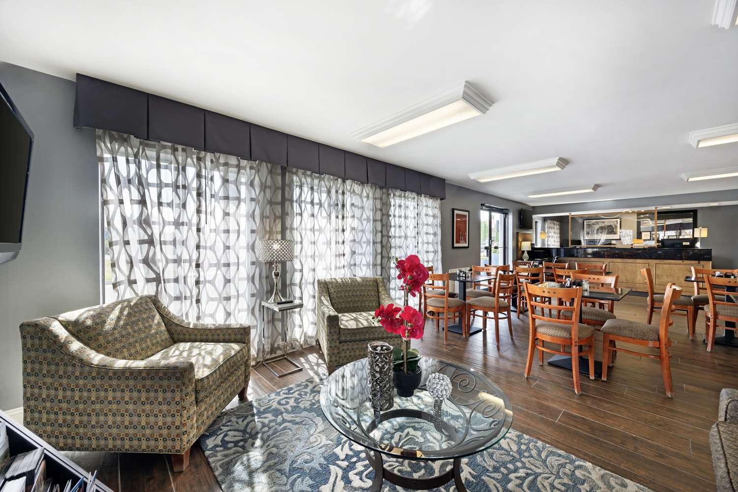 Best Western Executive Inn Dickson 4/7