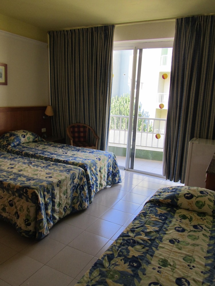 TOPAZ HOTEL 20/66