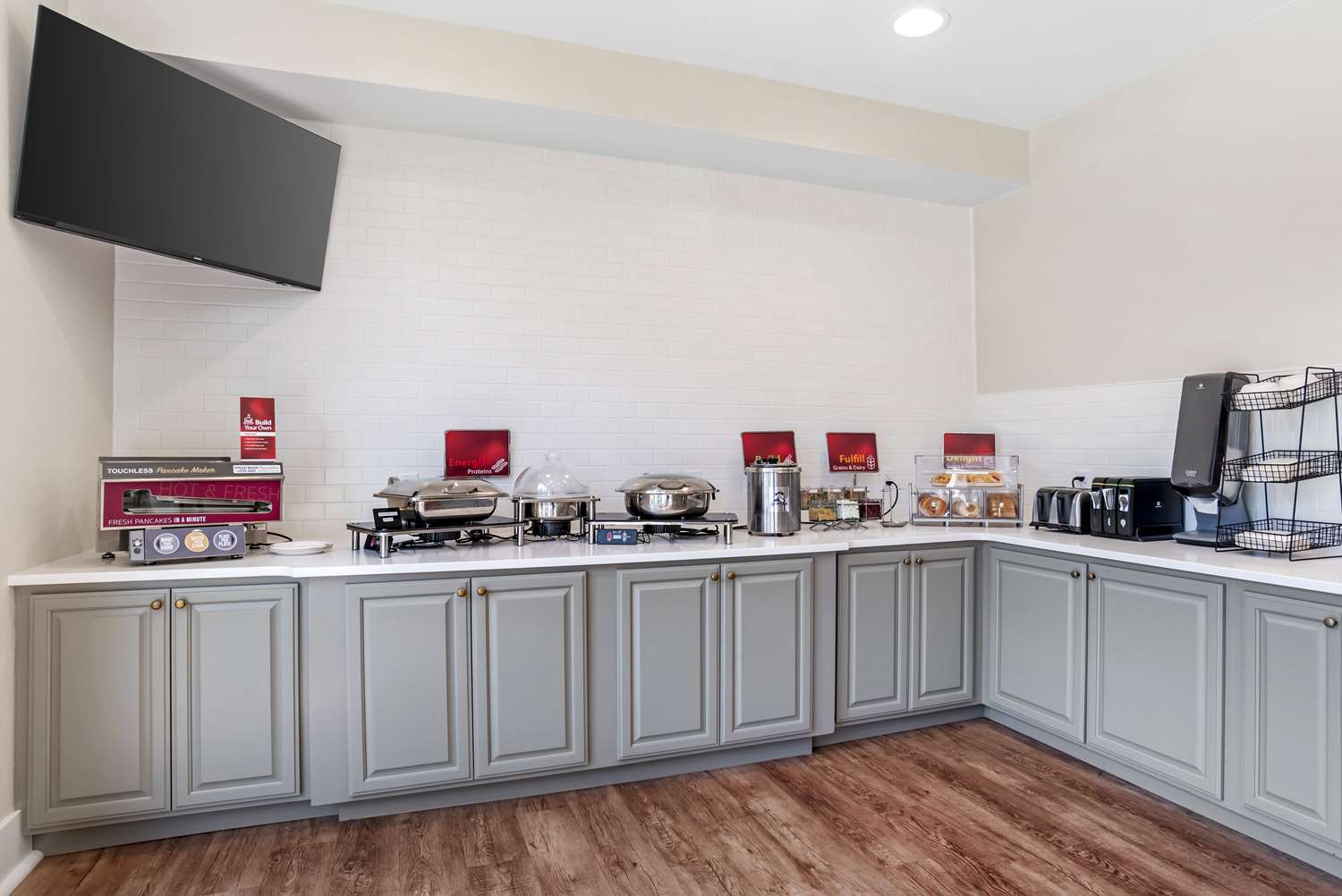 Best Western Plus Two Rivers Hotel & Suites 34/35