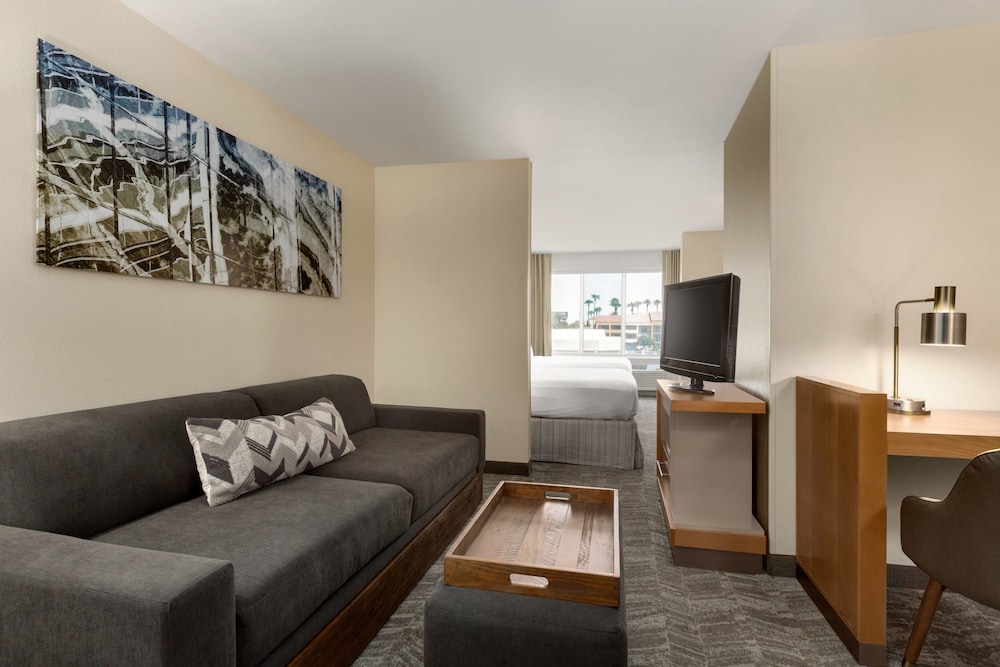 SpringHill Suites Phoenix North 18/28