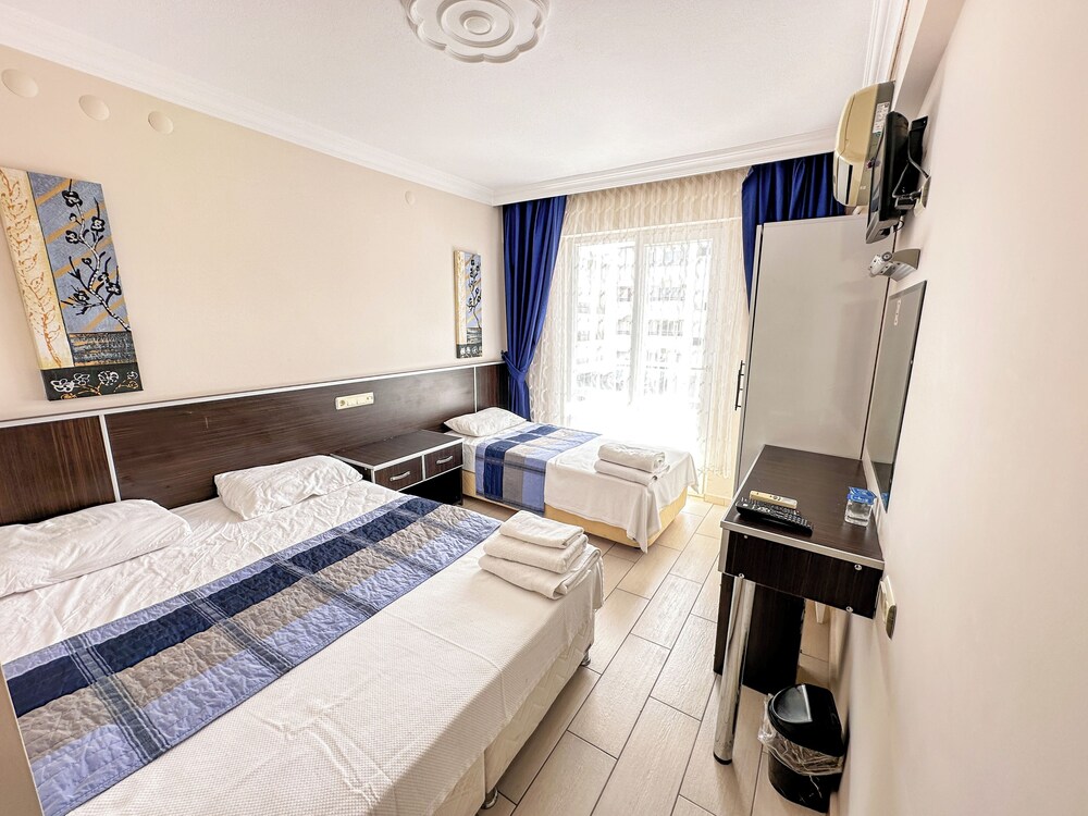 Aristo Hotel 19/55
