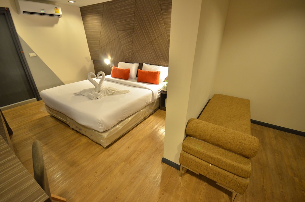 H2 Hotel 31/48