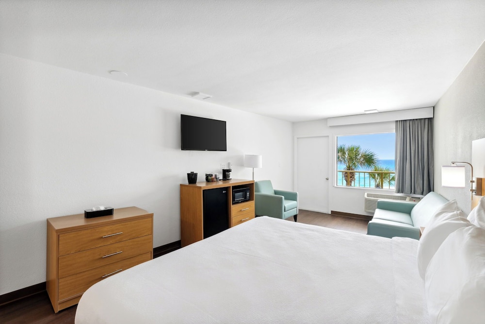 Classic, King Bed, Beach Front