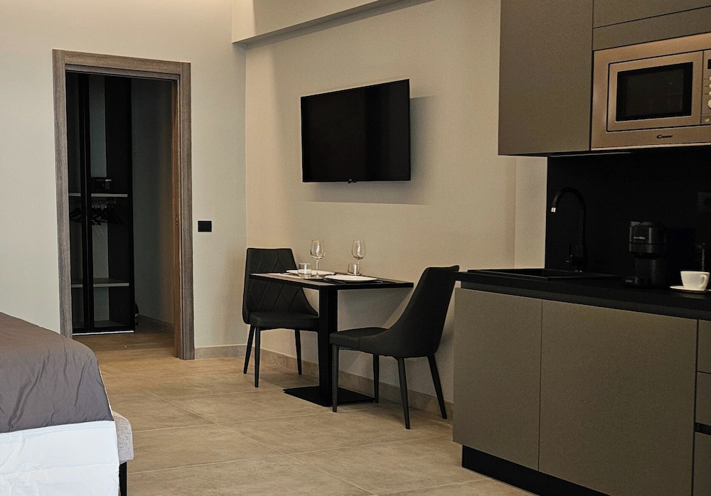 Emerald Hotel Cefalu 41/49