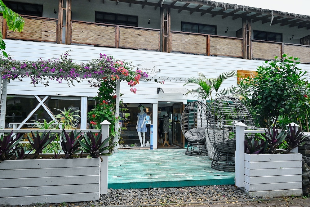 Hare Nua Hotel Boutique 2/71