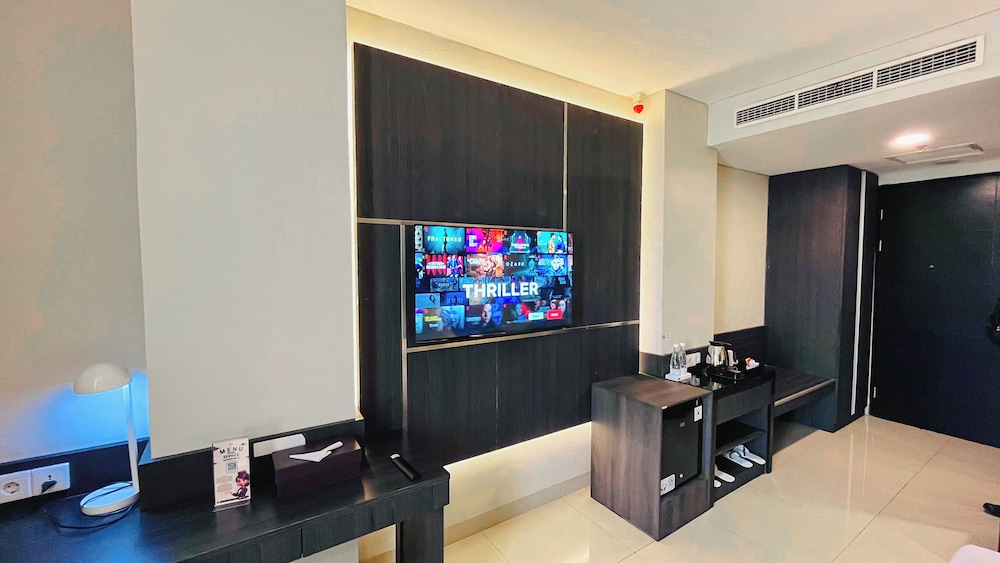 Grandia Hotel 58/66