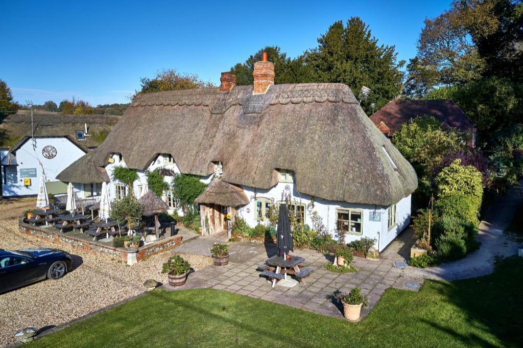The Hatchet Inn 30/30