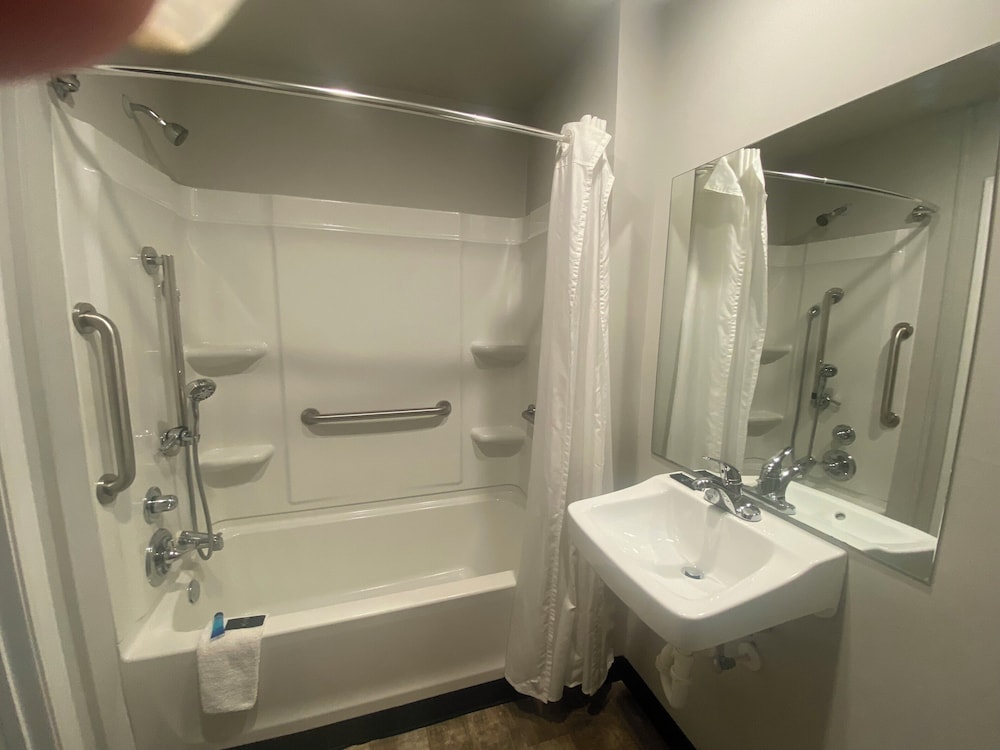 WoodSpring Suites Atlanta Airport 53/56