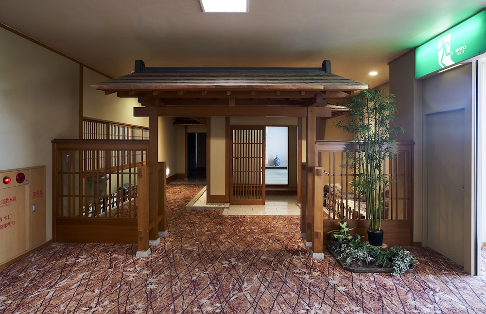 TSUKASA ROYAL HOTEL 5/72