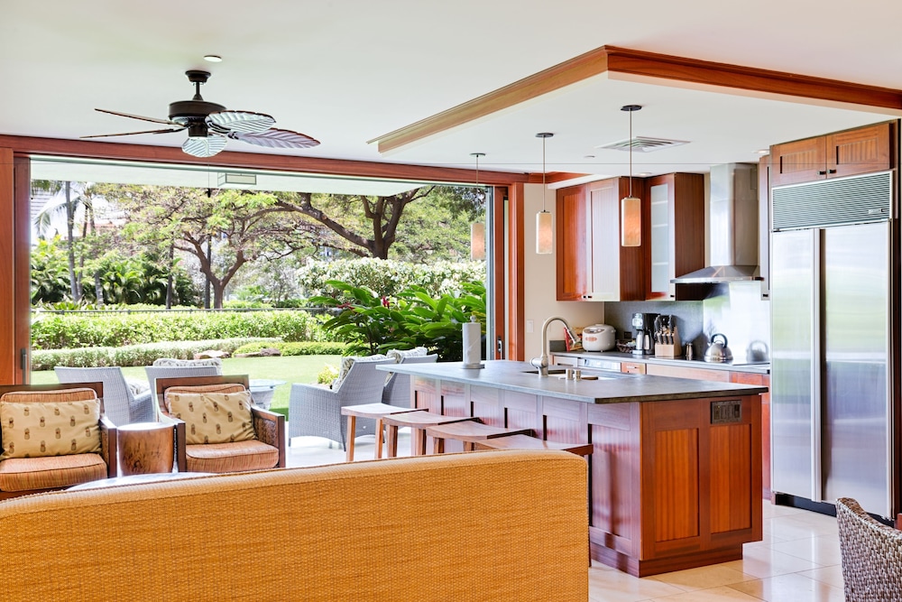 The Beach Villas at Ko Olina by Real Select Vacations 8/50