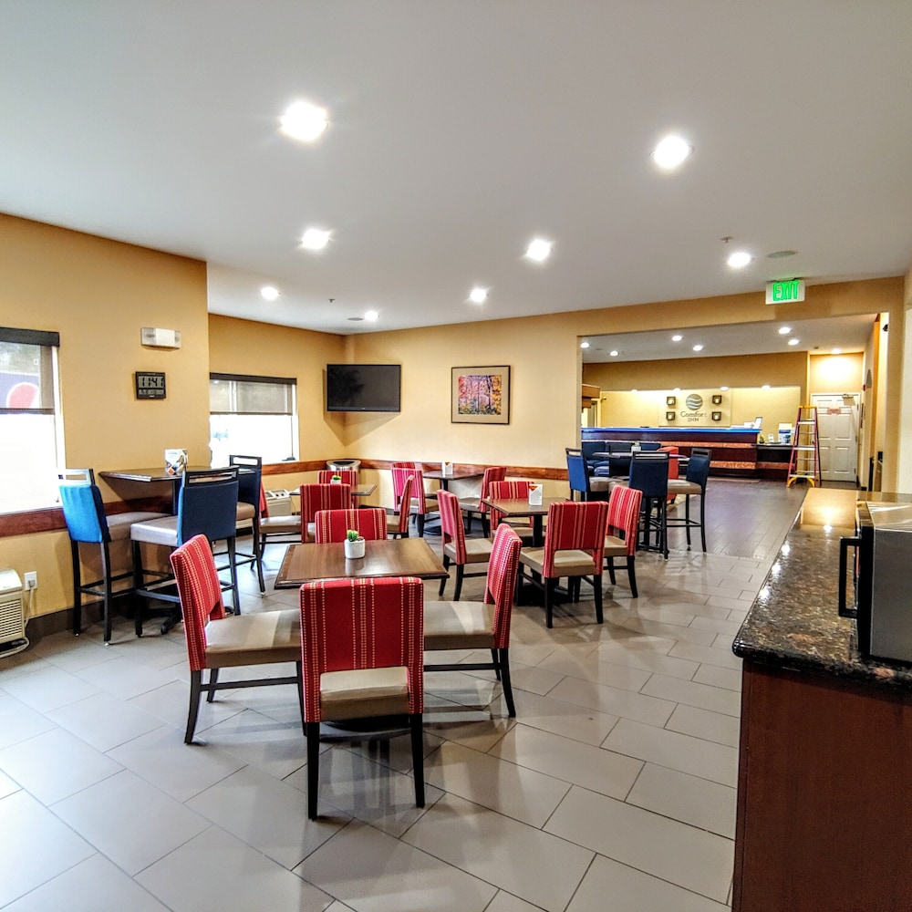 Comfort Inn Fort Collins North 29/32