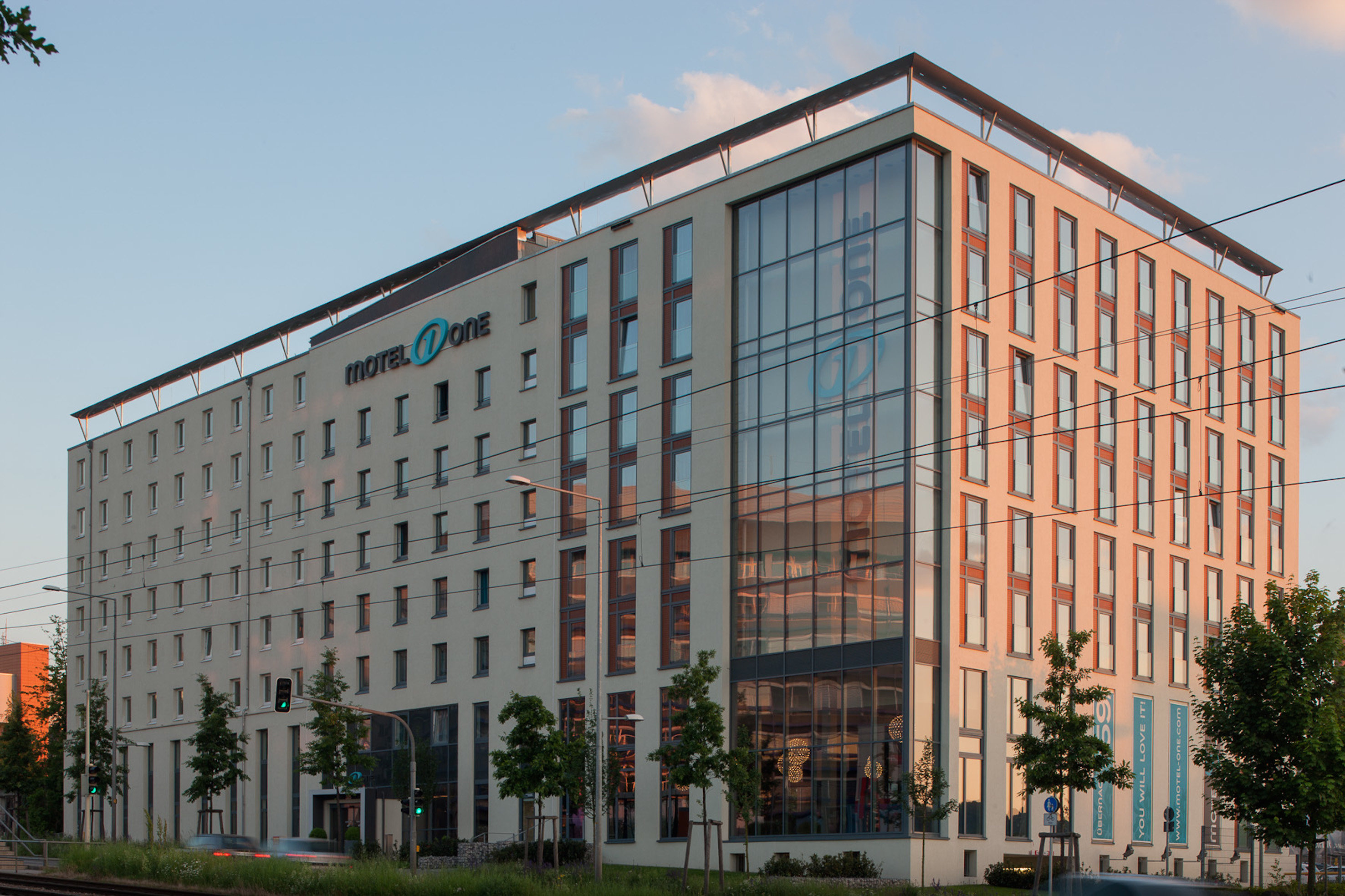 Motel One Stuttgart 1/28