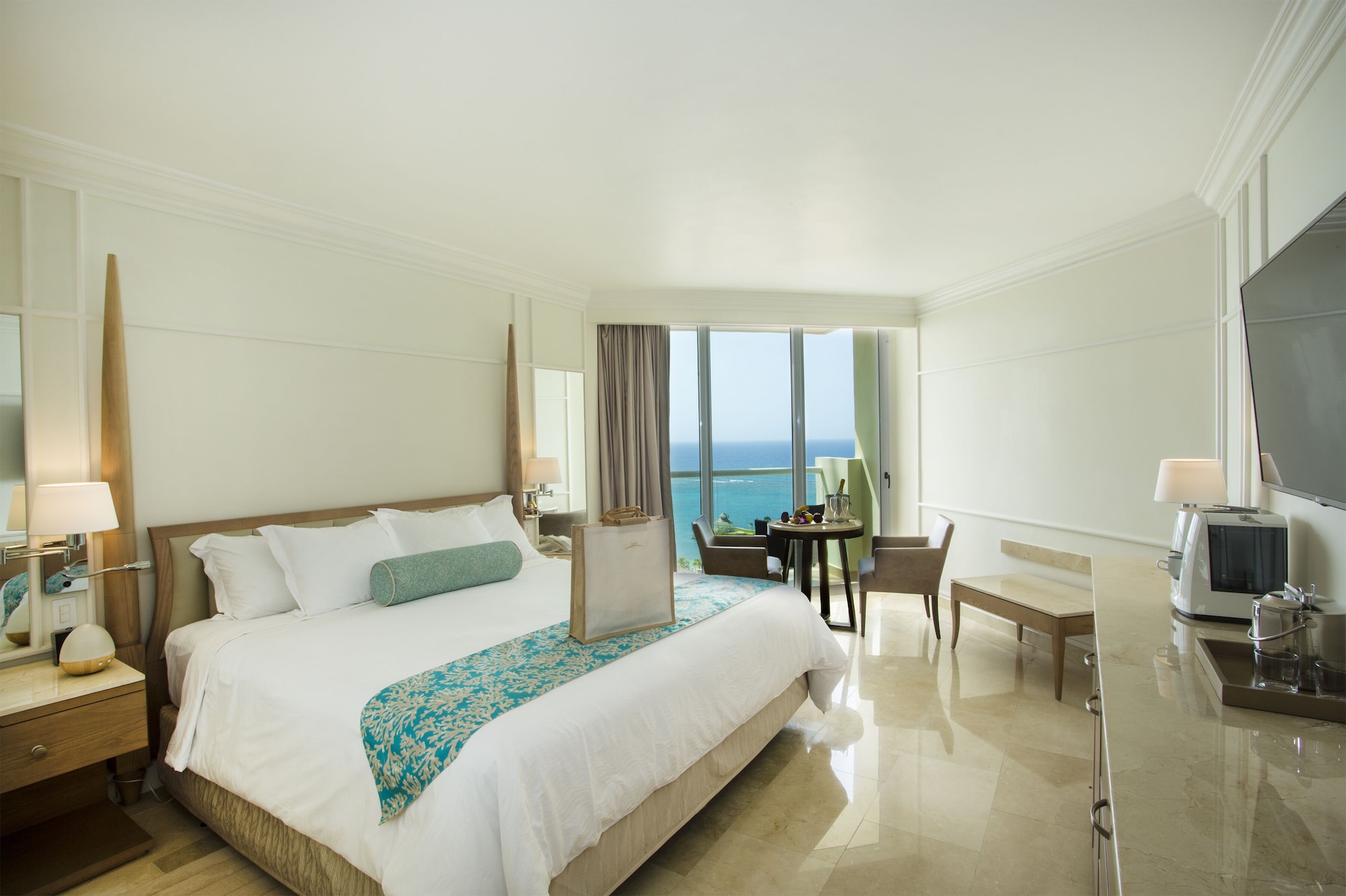 HONEYMOON, SUPERIOR, SUITE, KING BED, OCEAN VIEW