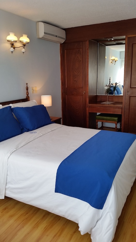 SUPERIOR, DOUBLE BED