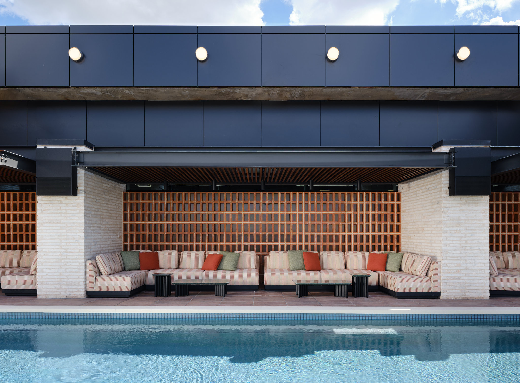 Kimpton Santo, an IHG Hotel 2/50