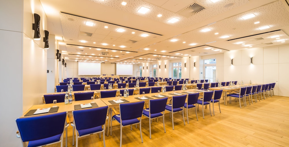 Stadthotel Freiburg 43/58
