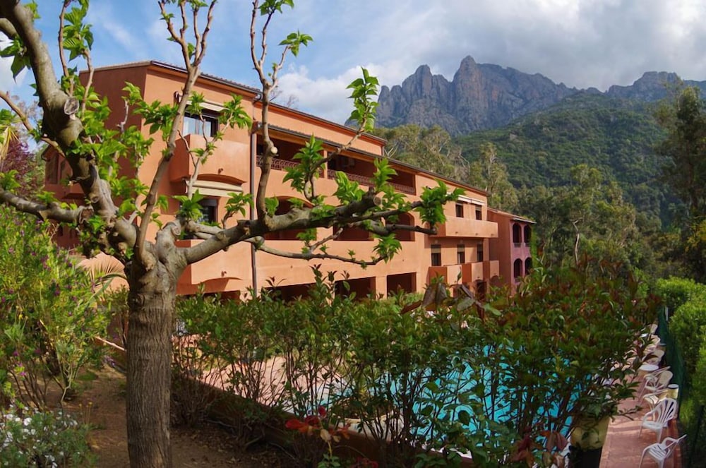 Hotel Corsica 5/50