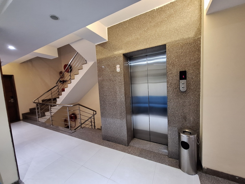 LN Hotels and Resorts 6/48