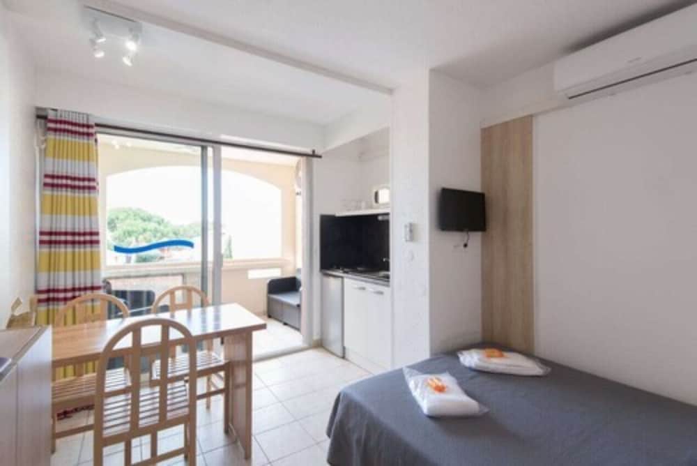 Residence Agathea 33/55