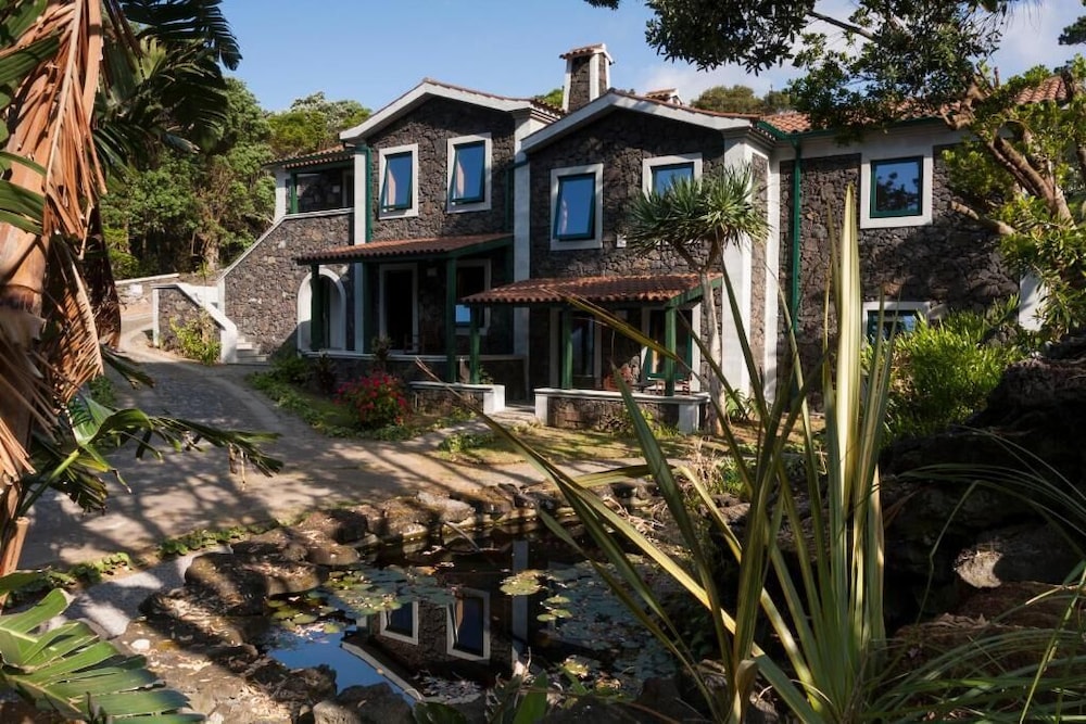 Aldeia Da Fonte 1/49