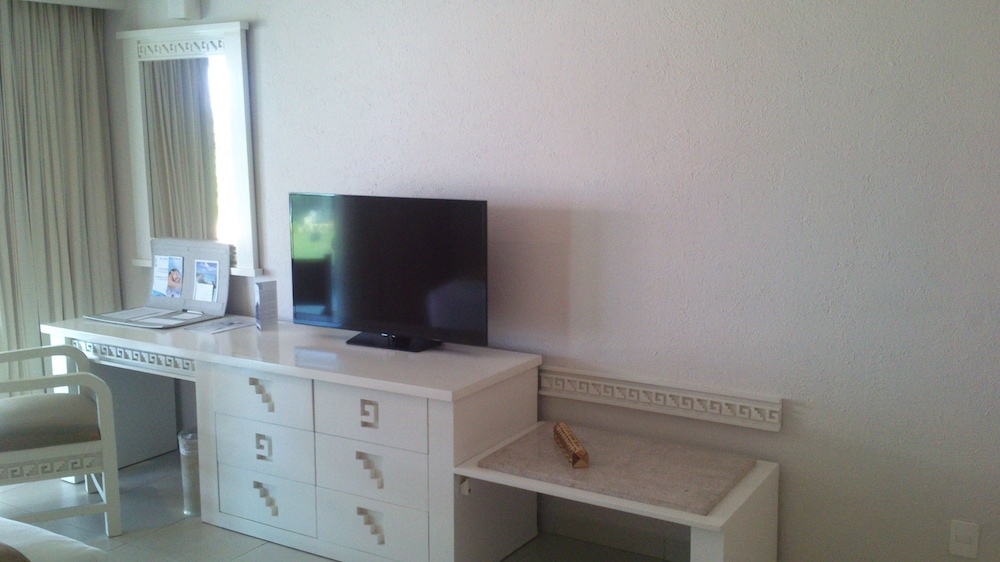 Bluebay Grand Esmeralda All Inclusive 36/50