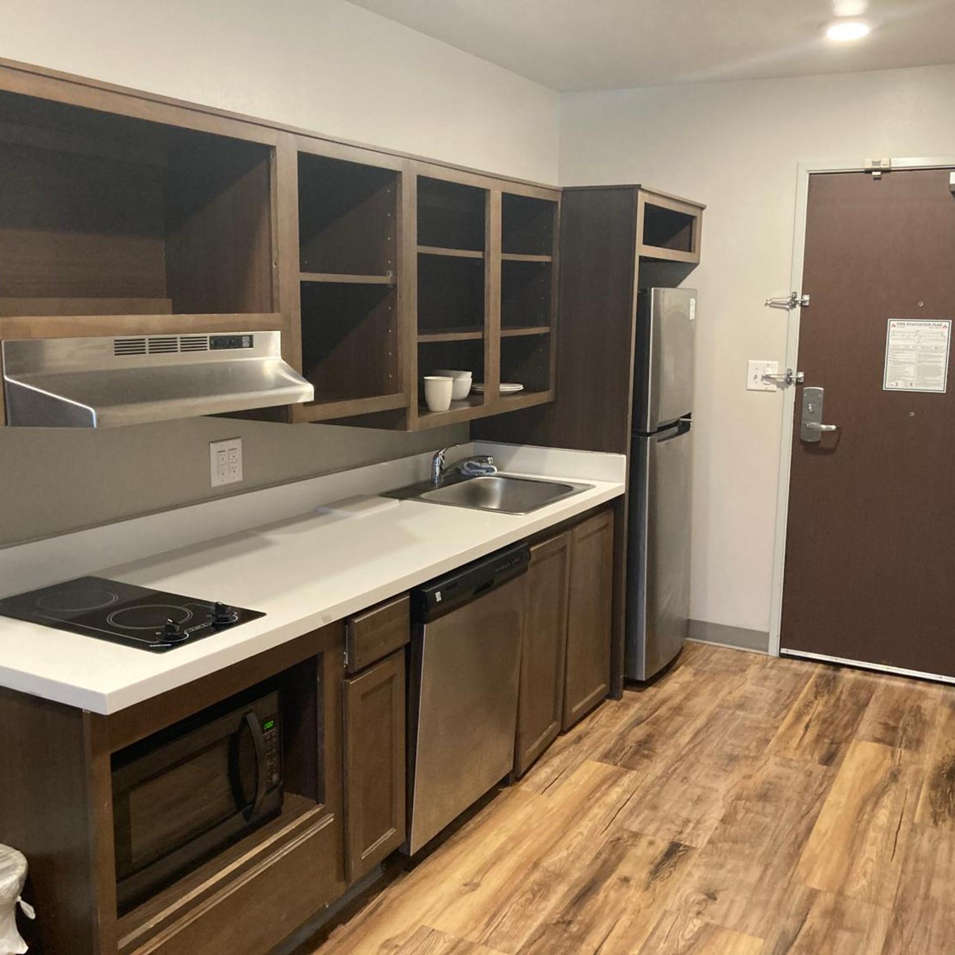 WoodSpring Suites Cherry Hill 24/24