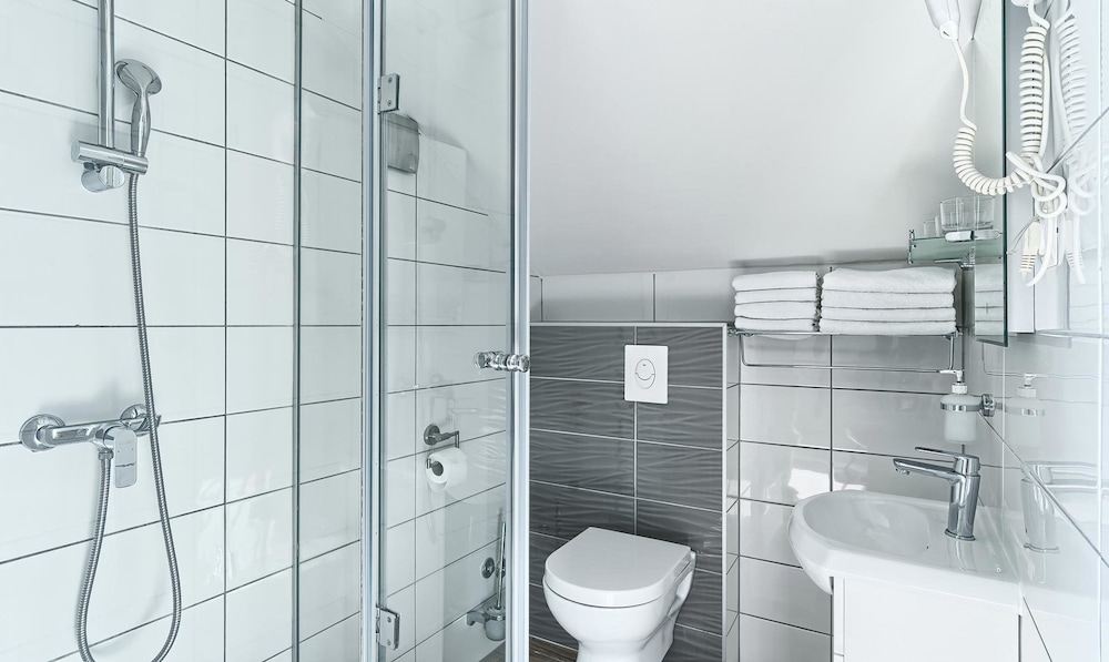Stipe Aparthotel 80/81