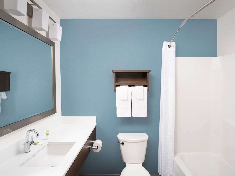غرفة قياسية بسرير كوين مع أريكة، WoodSpring Suites Atlanta Conyers 4/4