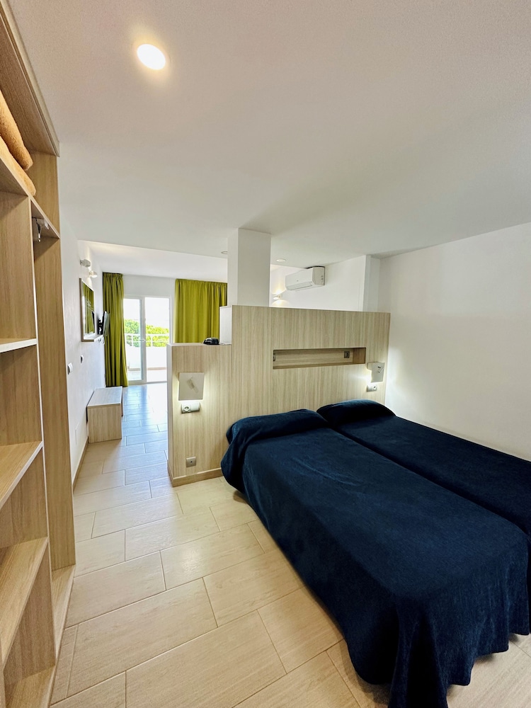 Ibiza Jet Apartamentos - Adults Only 12/50