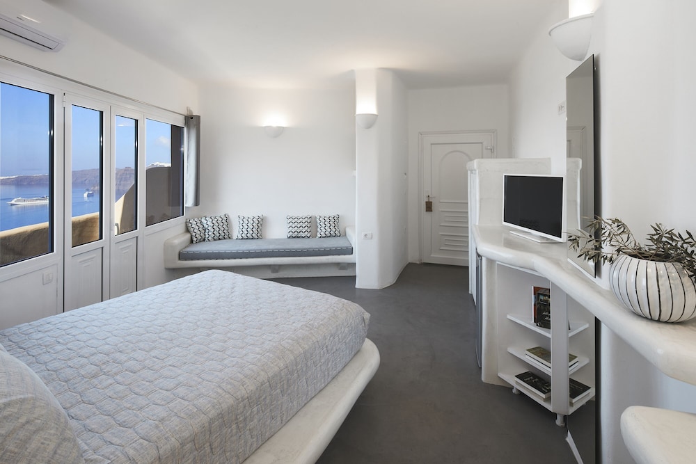 DIVINE, SUITE, CALDERA VIEW