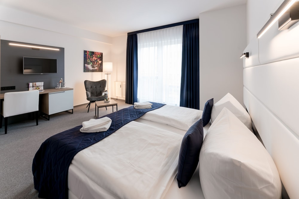 Hotel Stadtfeld 7/65