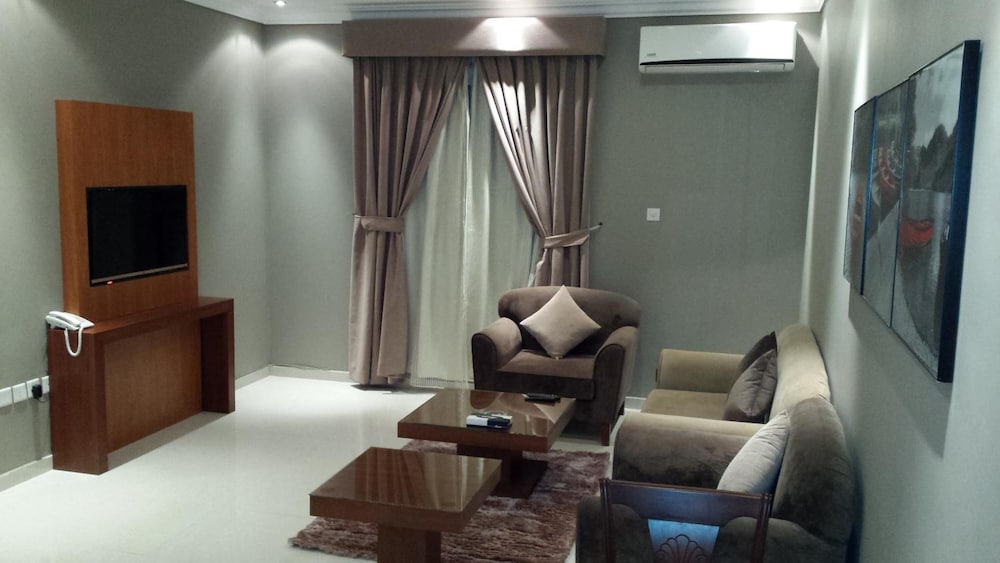 Ashbona Suites 29/41