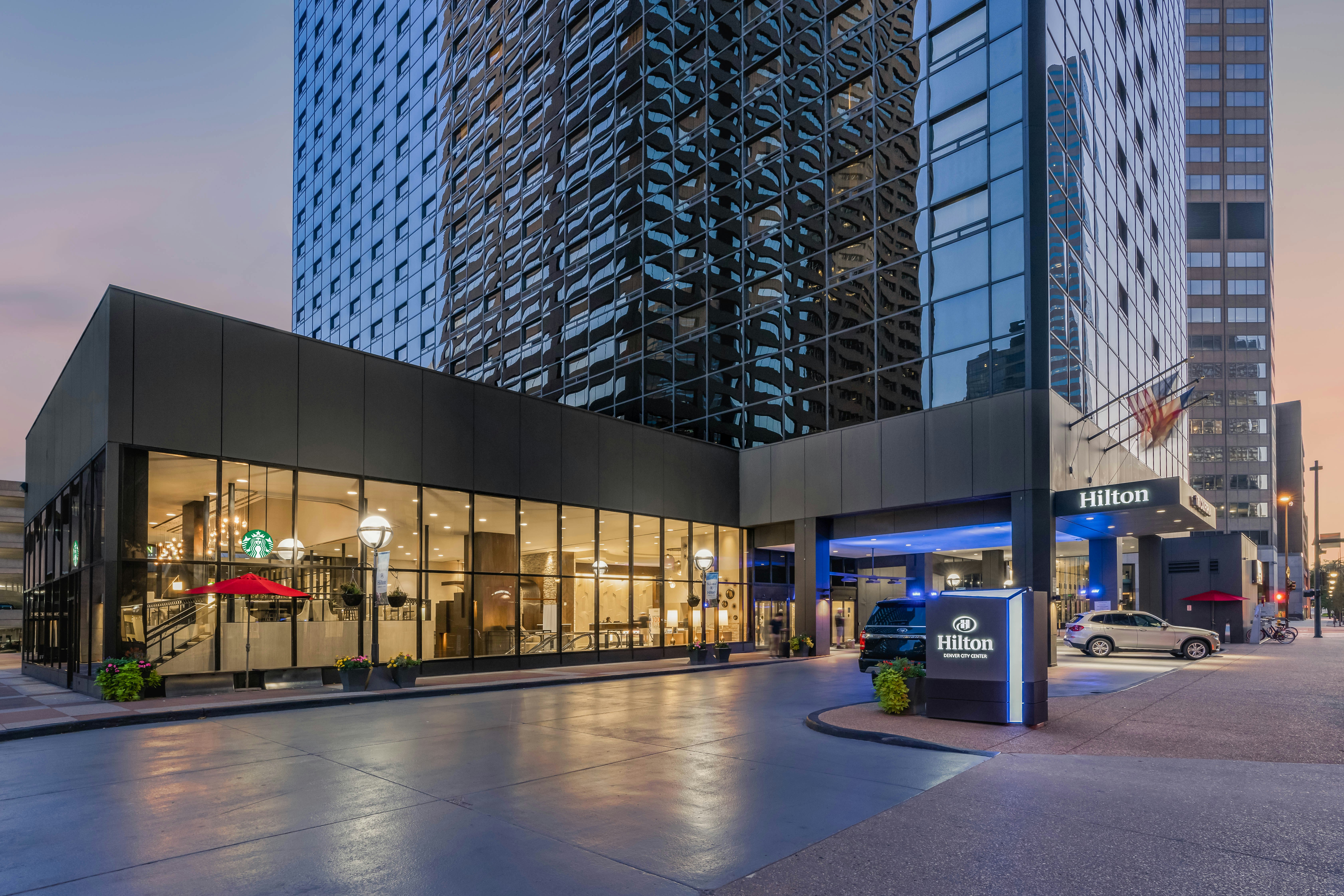 Hilton Denver City Center 84/89