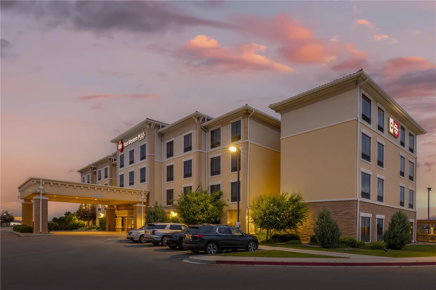 Best Western Plus Hudson Hotel & Suites 12/12