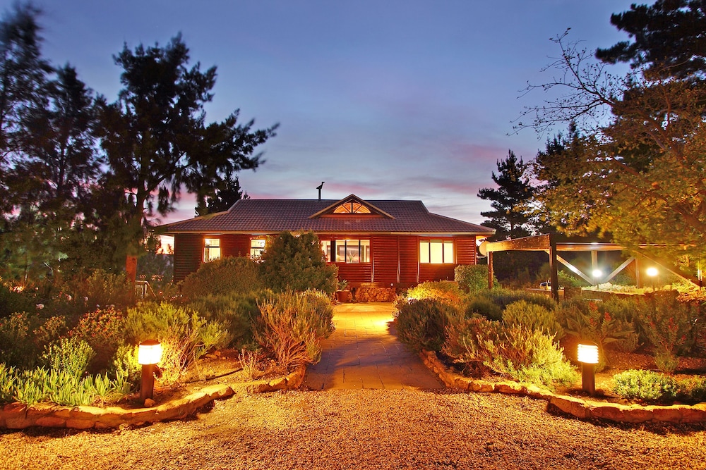 Lalapanzi Lodge 46/50