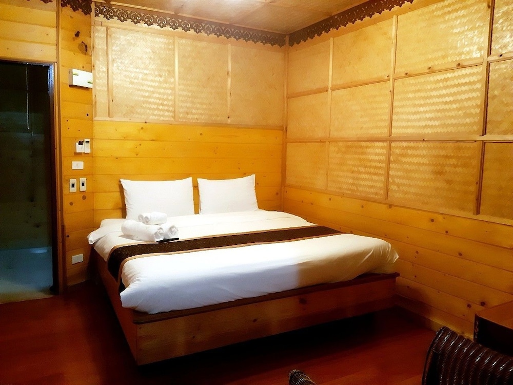 MONTRI RESORT DONMUANG BANGKOK 7/60