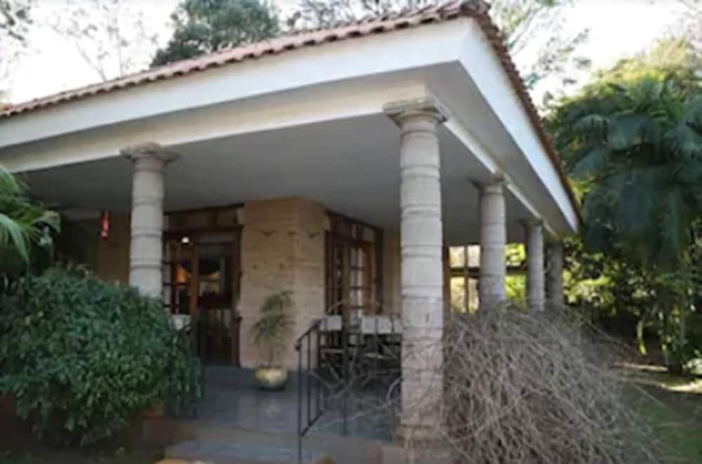 Hotel Bagu Cabanas del Lenador 1/50