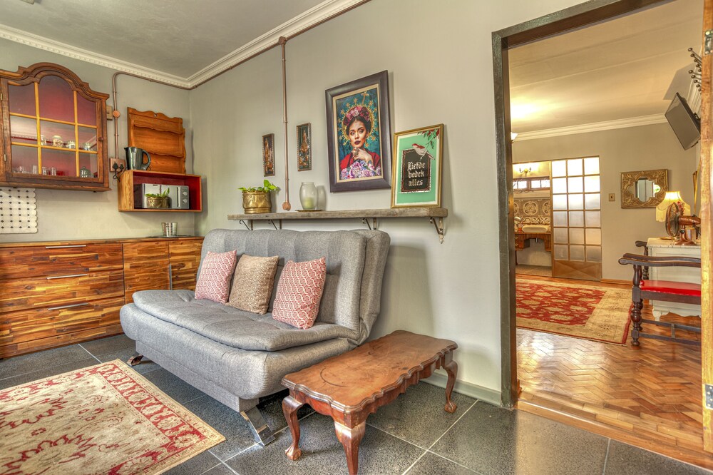 Oak View Manor 29/50