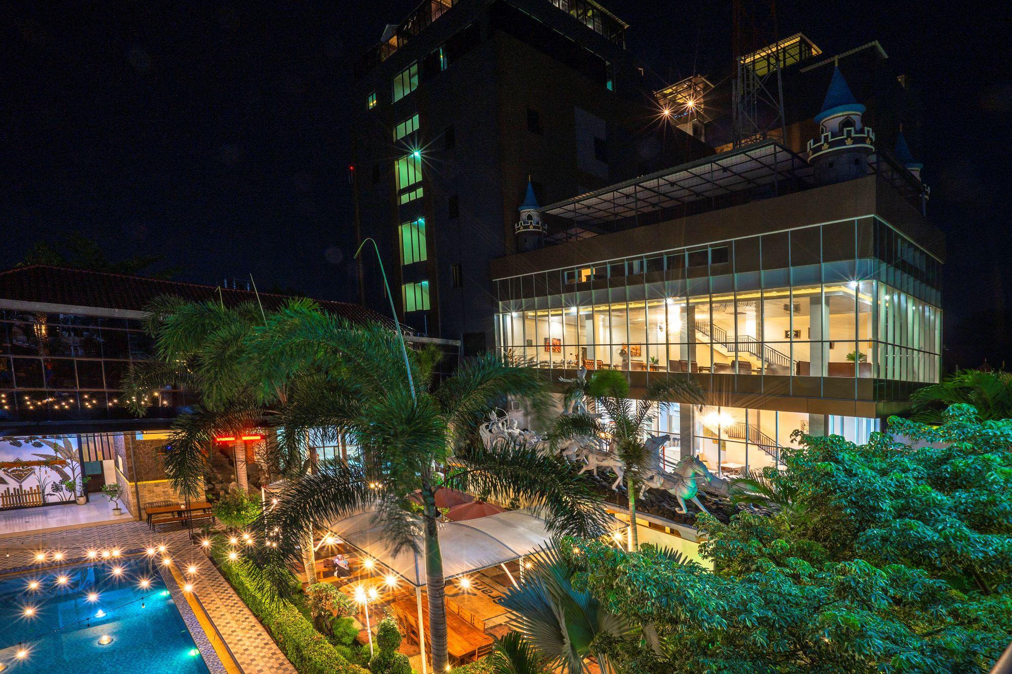 Grand Valonia Hotel 1/23