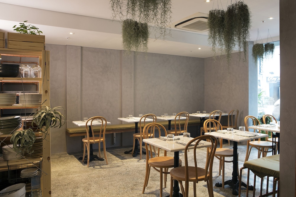 Hotel Clover 769 North Bridge Road Singapore 56/69