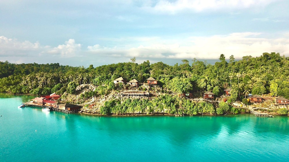 Noah Maratua Resort 35/50