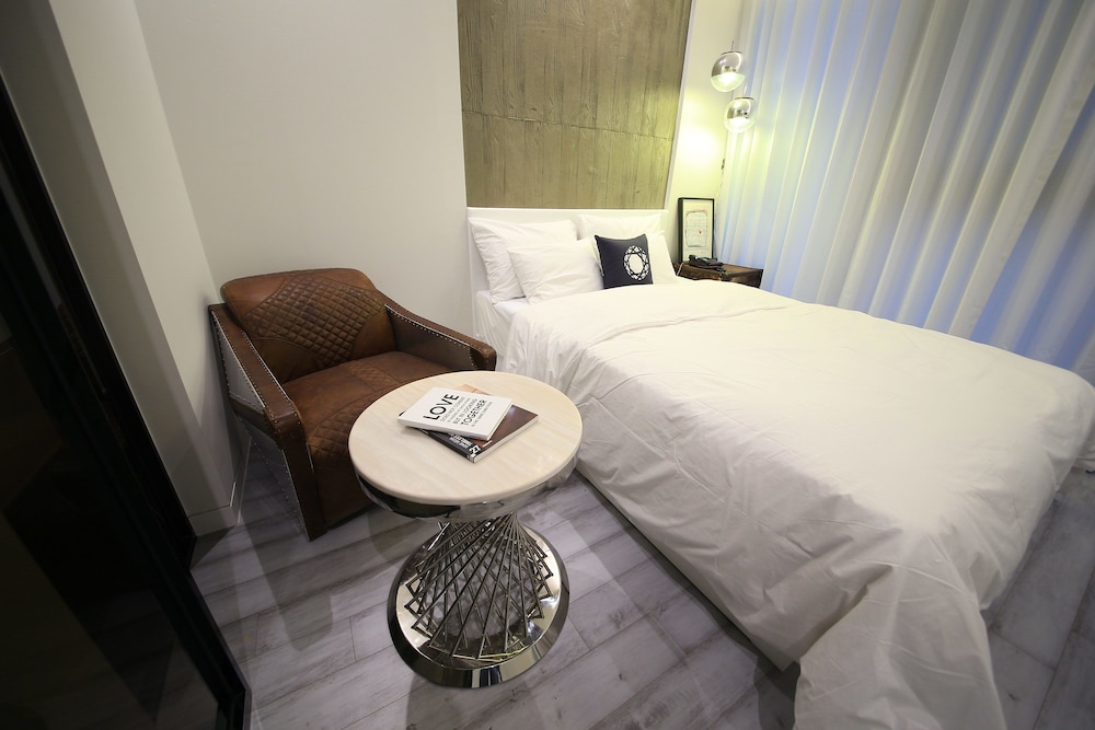 Hotel Cullinan Gaepo 24/58