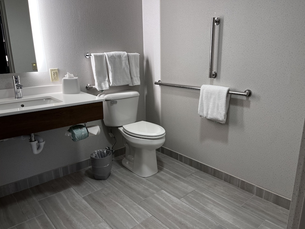 Holiday Inn Express Hotel Suites Williamsport 10/43